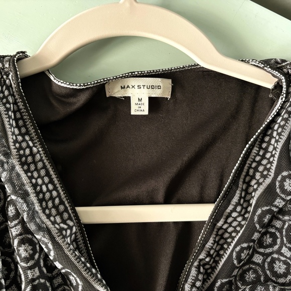 Max Studio Maxi Dress Black and White Pattern - Picture 7 of 8